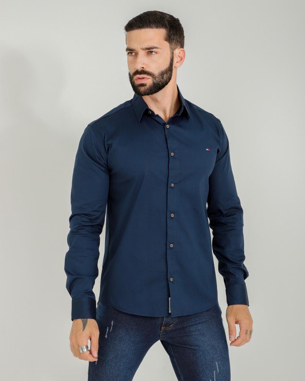 Camisa manga longa algodão confort azul marinho