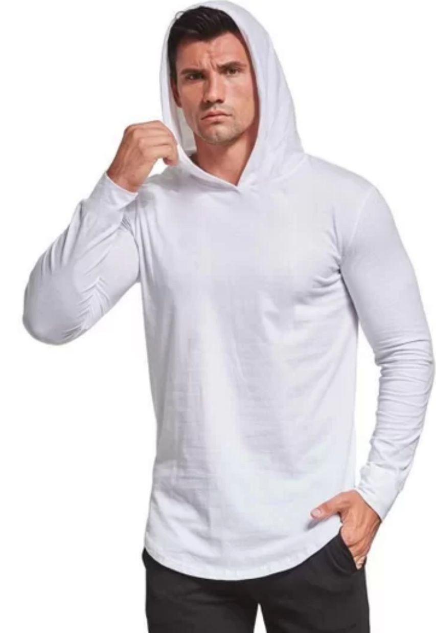 CAMISETA COM CAPUZ
