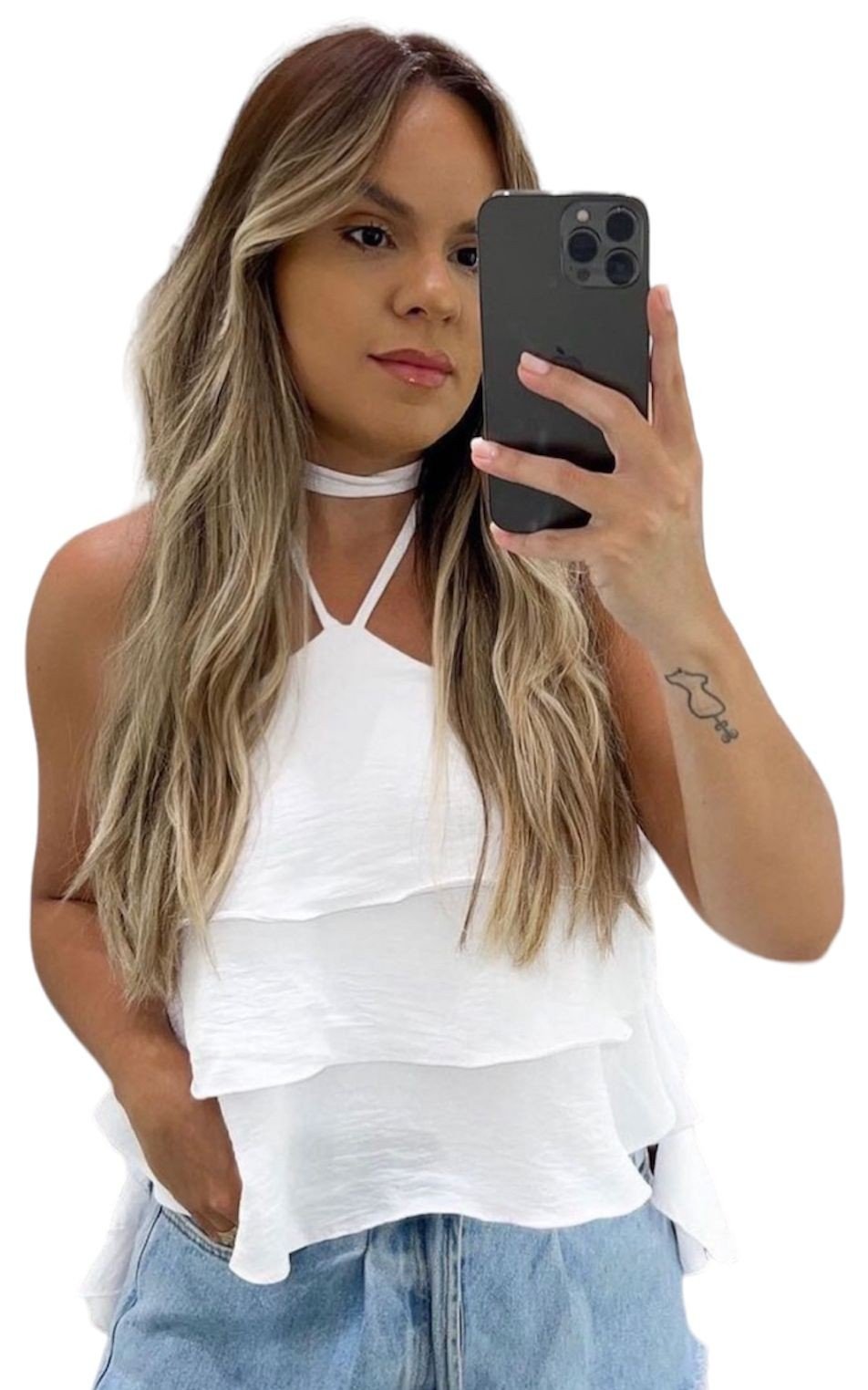 BLUSINHA COM BABADO 