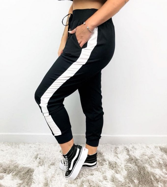 MODELAGEM CALÇA COM FAIXA LATERAL