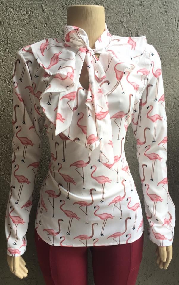 CAMISA FEMININA COM GRAVATA
