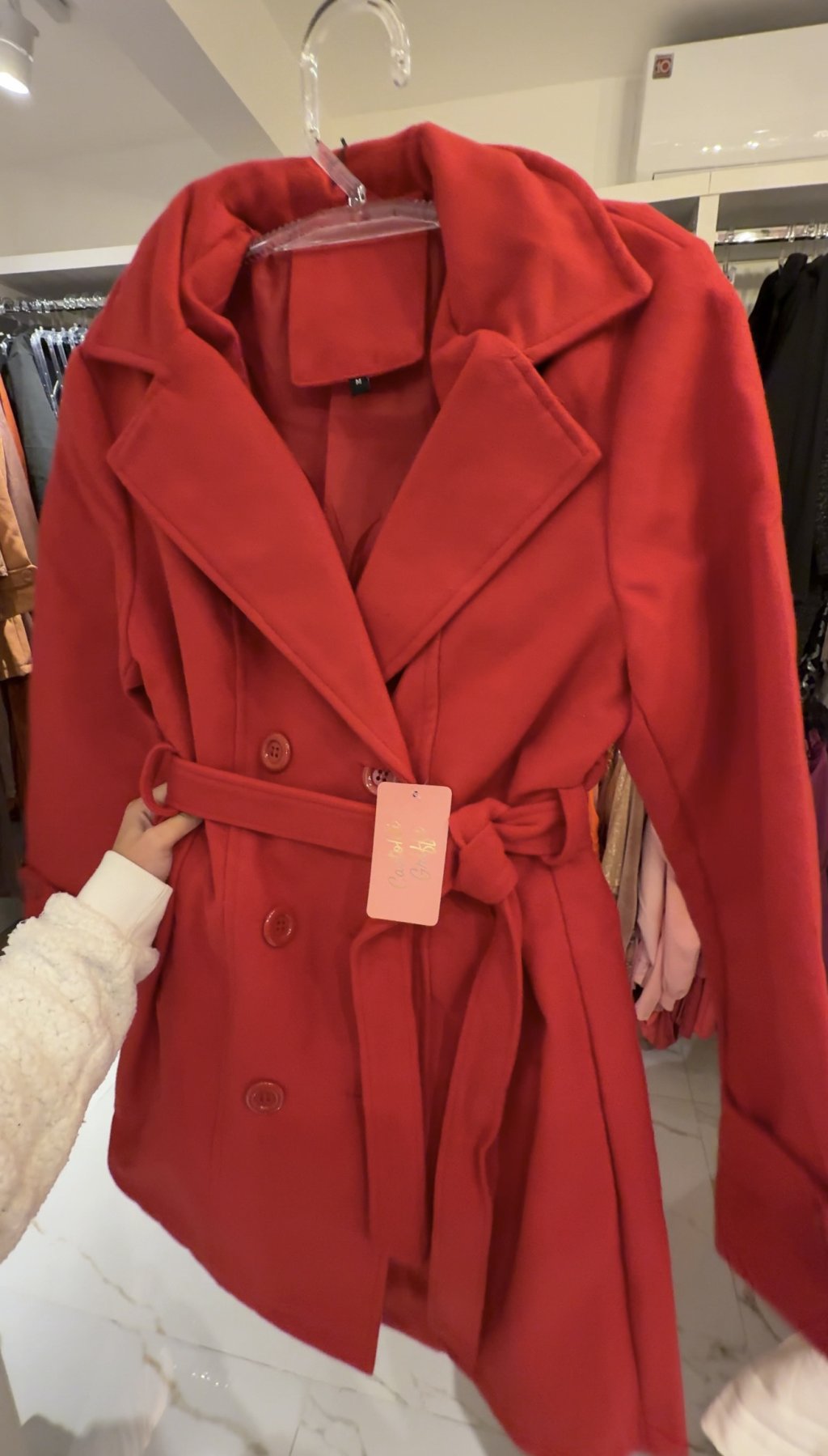 CASACO VERMELHO