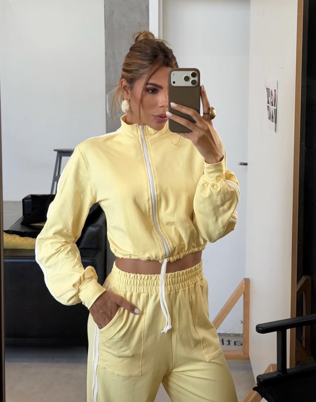 CONJUNTO AMARELO