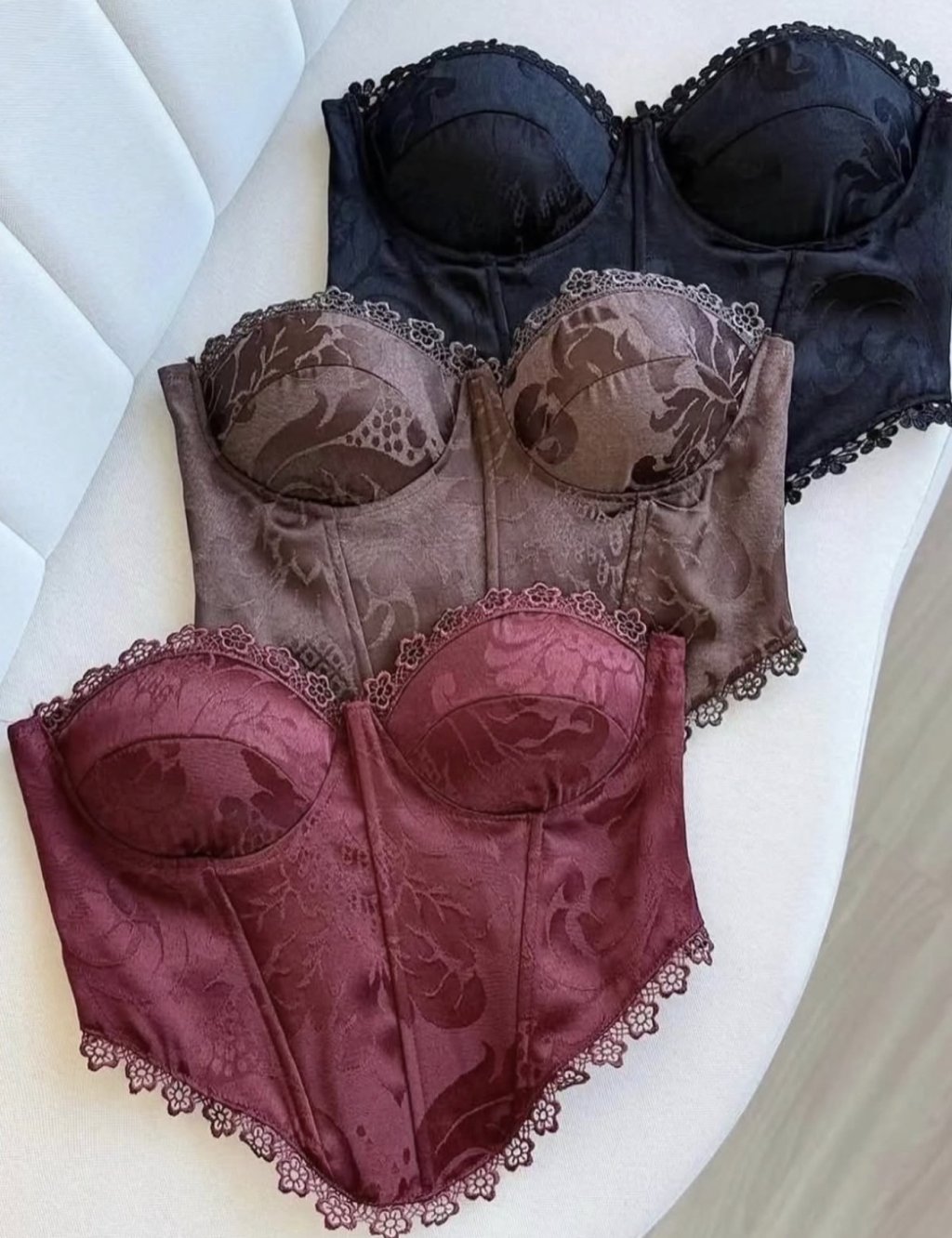 CORSELET MARROM, PRETO E MARSALA