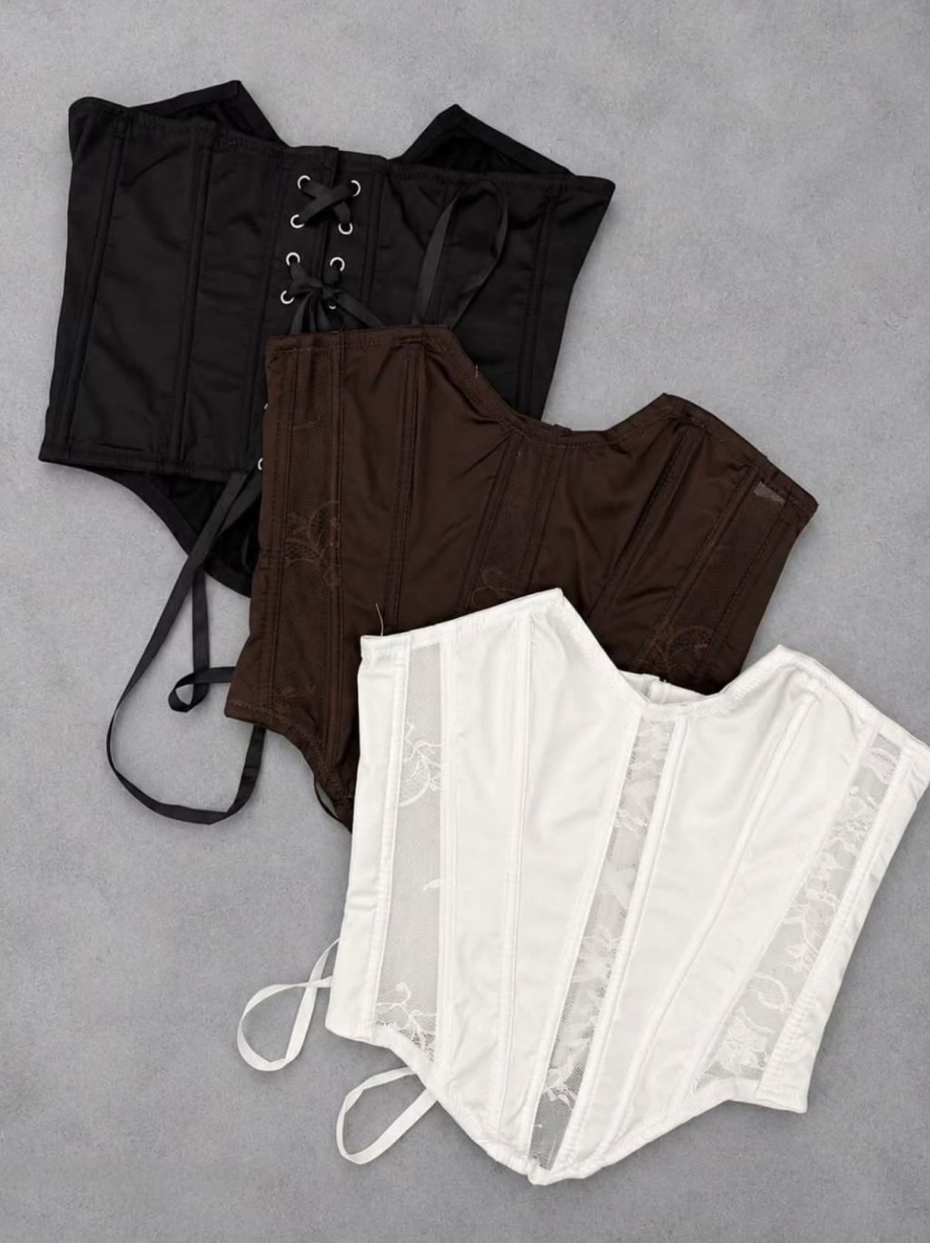 CORSELET CETIM COM RENDA BRANCO