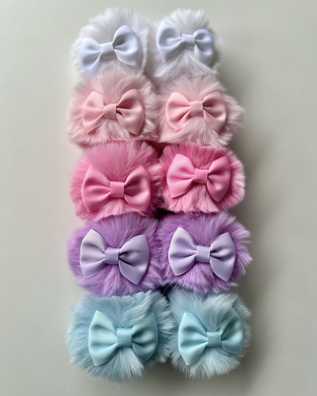 Kit 5 Pares Pompom Pelinho com Laço no Bico de Pato