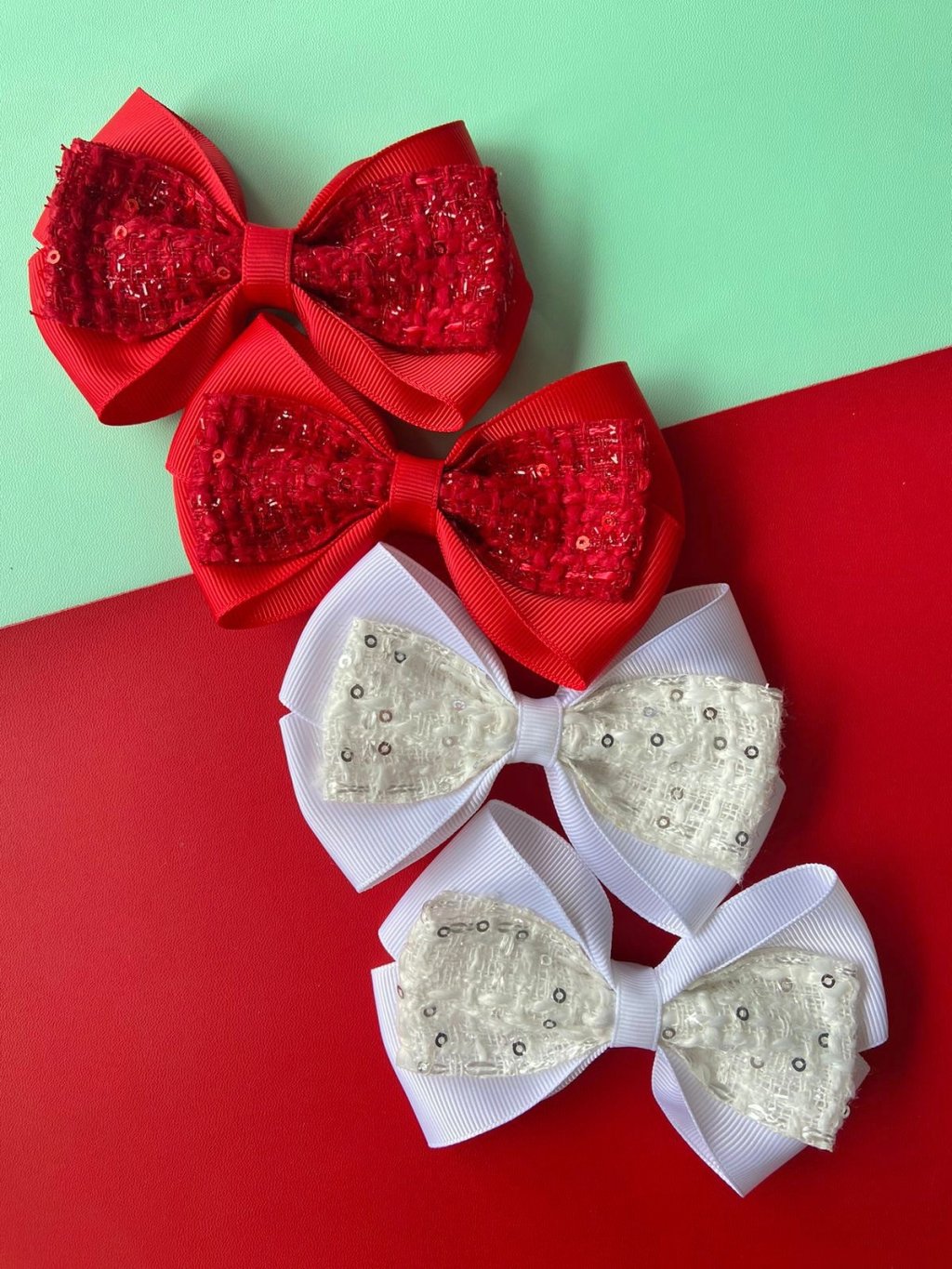 Laço em X com Gravata (Tweed Paetê) Grande - Boas Festas