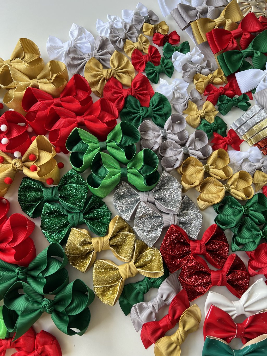 Combo Promocinal COMPLETO! 180 Acessórios de Cabelo, Laços e Tiaras no Atacado - Boas Festas