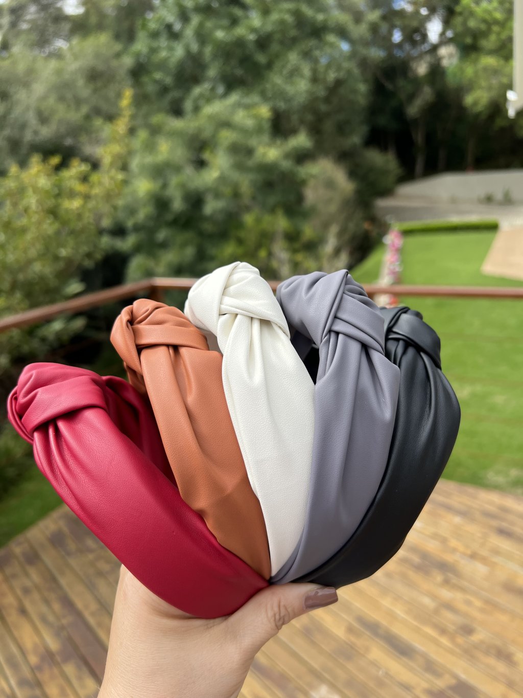 Kit 5 Tiaras Nó Alto Corino - Coleção Outono/Inverno 25