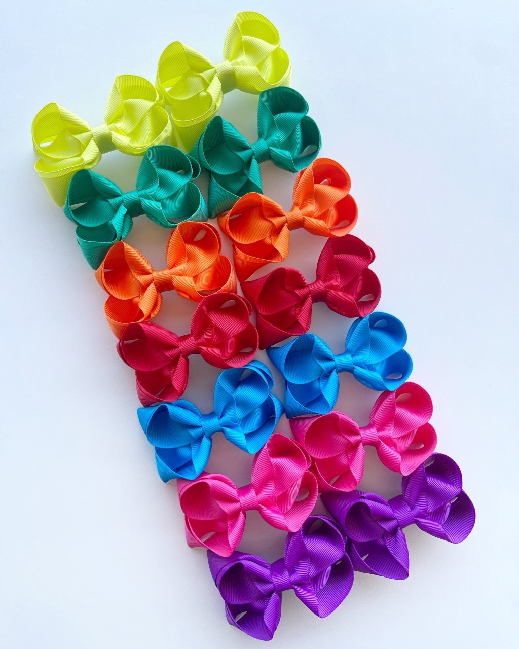 Kit 14 Laços Boutique Duplo Médio no Bico de Pato (7 pares) - Coleção Rainbow