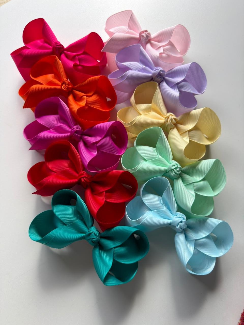Kit 10 Laços Boutique Grande G01 - Coleção Verão 26