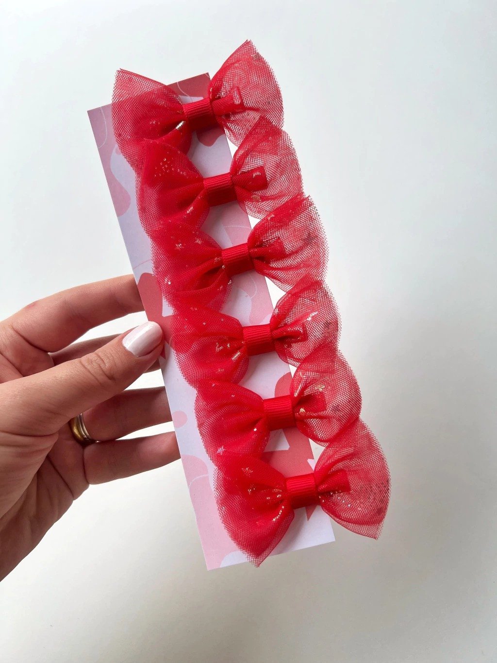Kit 6 Mini Laços em Tule Vermelho Estrelas Douradas
