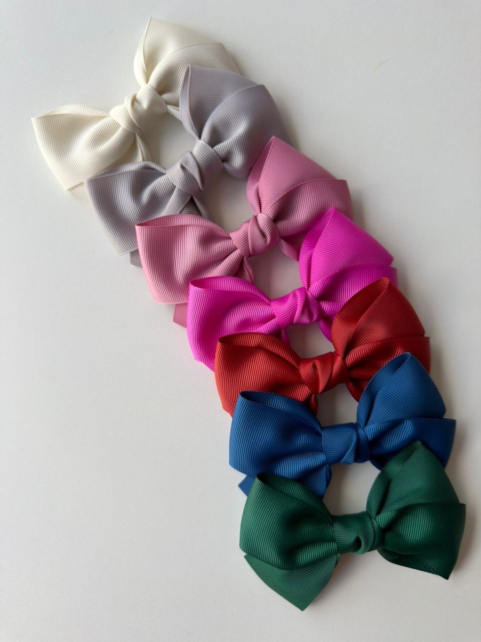 Kit 7 Laços Boutique Gorgurão Tamanho G no Bico de Pato G04 - Coleção Outono/Inverno 26