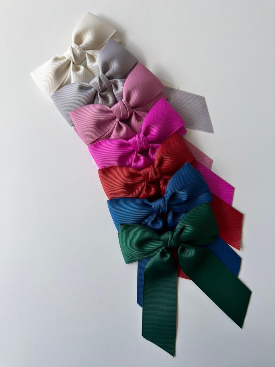 Kit 7 Laços Clara em Gorgurão Tamanho G na Presilha - Coleção Outono/Inverno 26