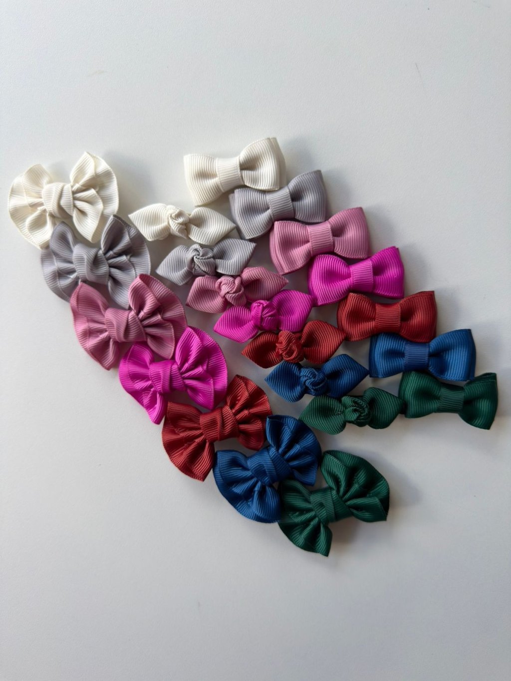 Kit 21 Laços Baby Gorgurão no Bico de Pato ou Faixinha - Coleção Outono/Inverno 26