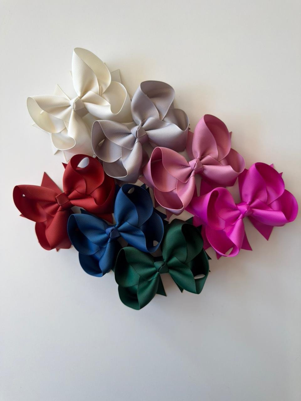 Kit 7 Laços Butterfly Grande Gorgurão no Bico de Pato G09 - Coleção Outono/Inverno 26