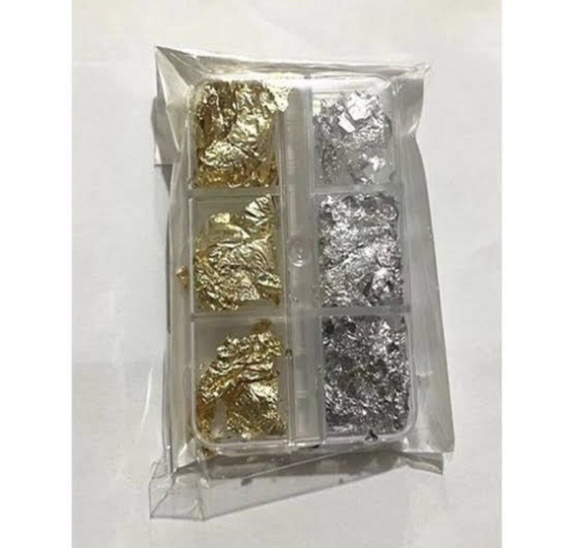 Caixinha com folhas de ouro - pequena 