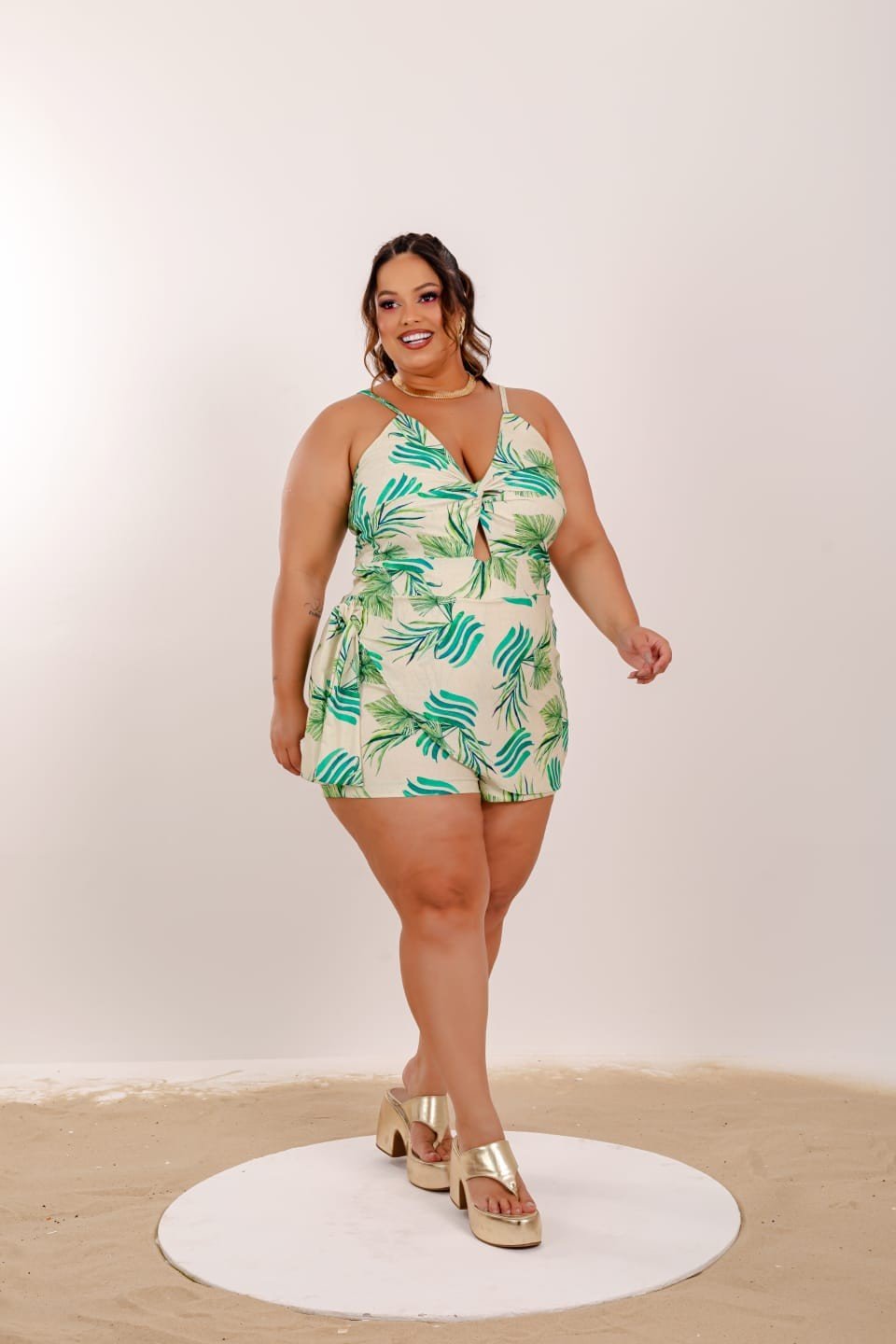 Macaquinho transpassado estampado. Ref: 1339