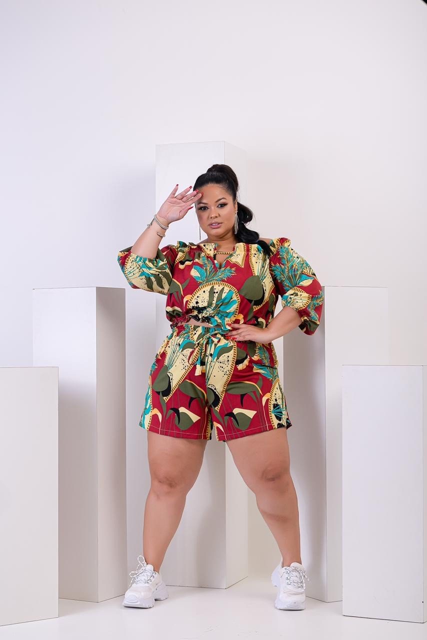 Conjunto de short blusa ciganinha . Ref:074