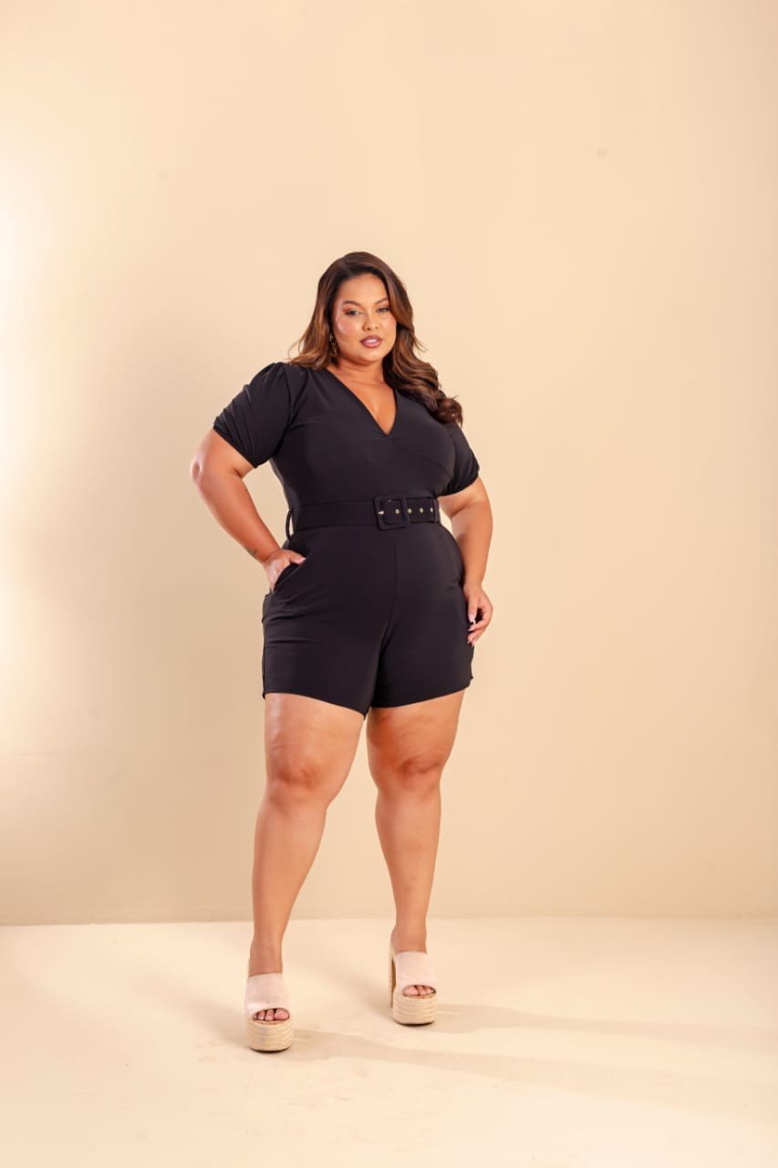 Macaquinho com cinto. Ref: 1395