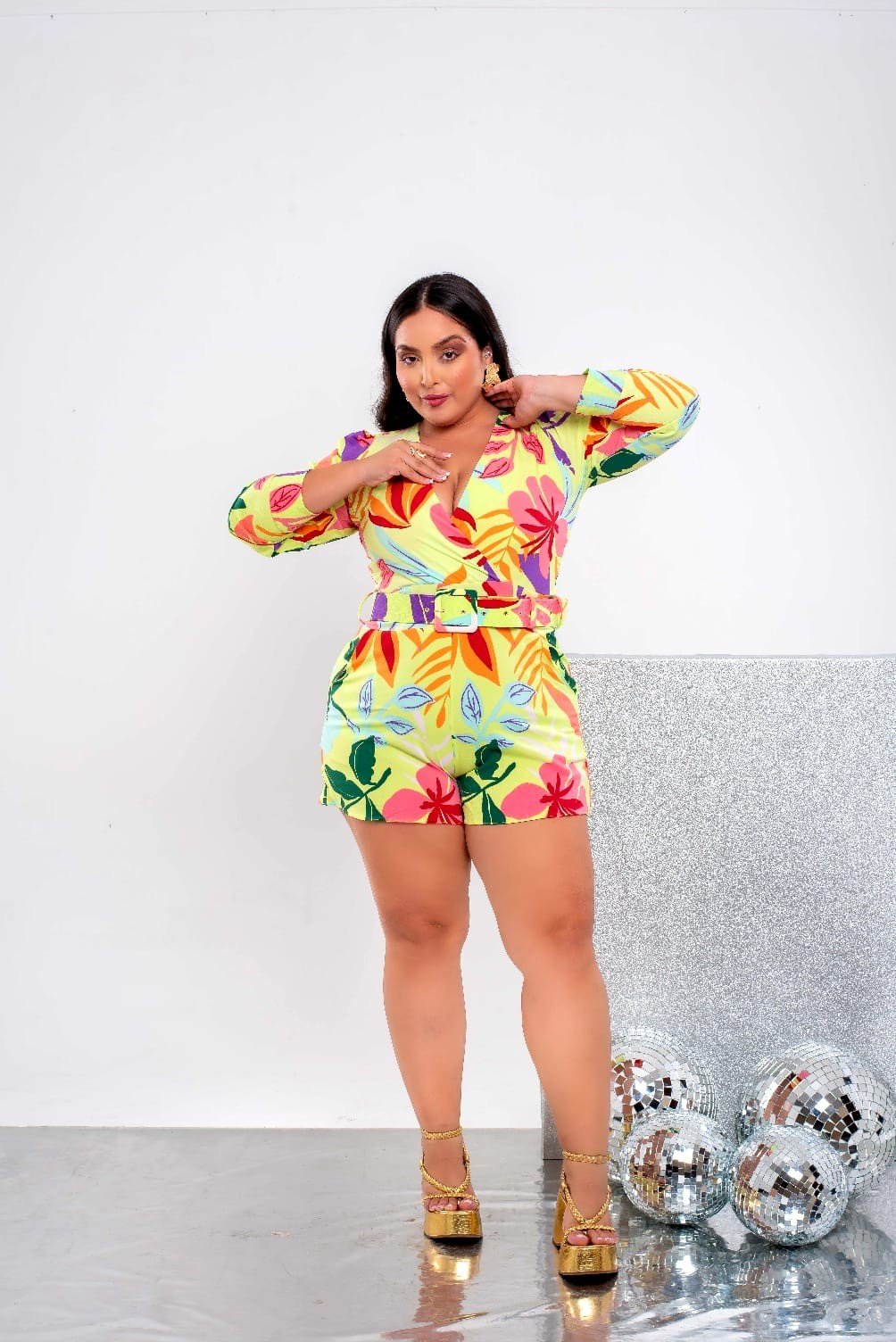 Macaquinho midsize transpassado estampado. Ref: 1074 