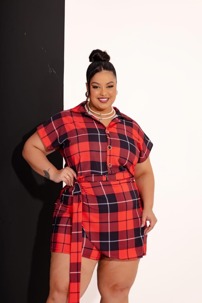 Macaquinho xadrez botão e laço Ref:1647