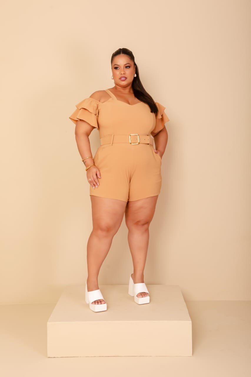 Macaquinho com alça e manga. Ref: 1471