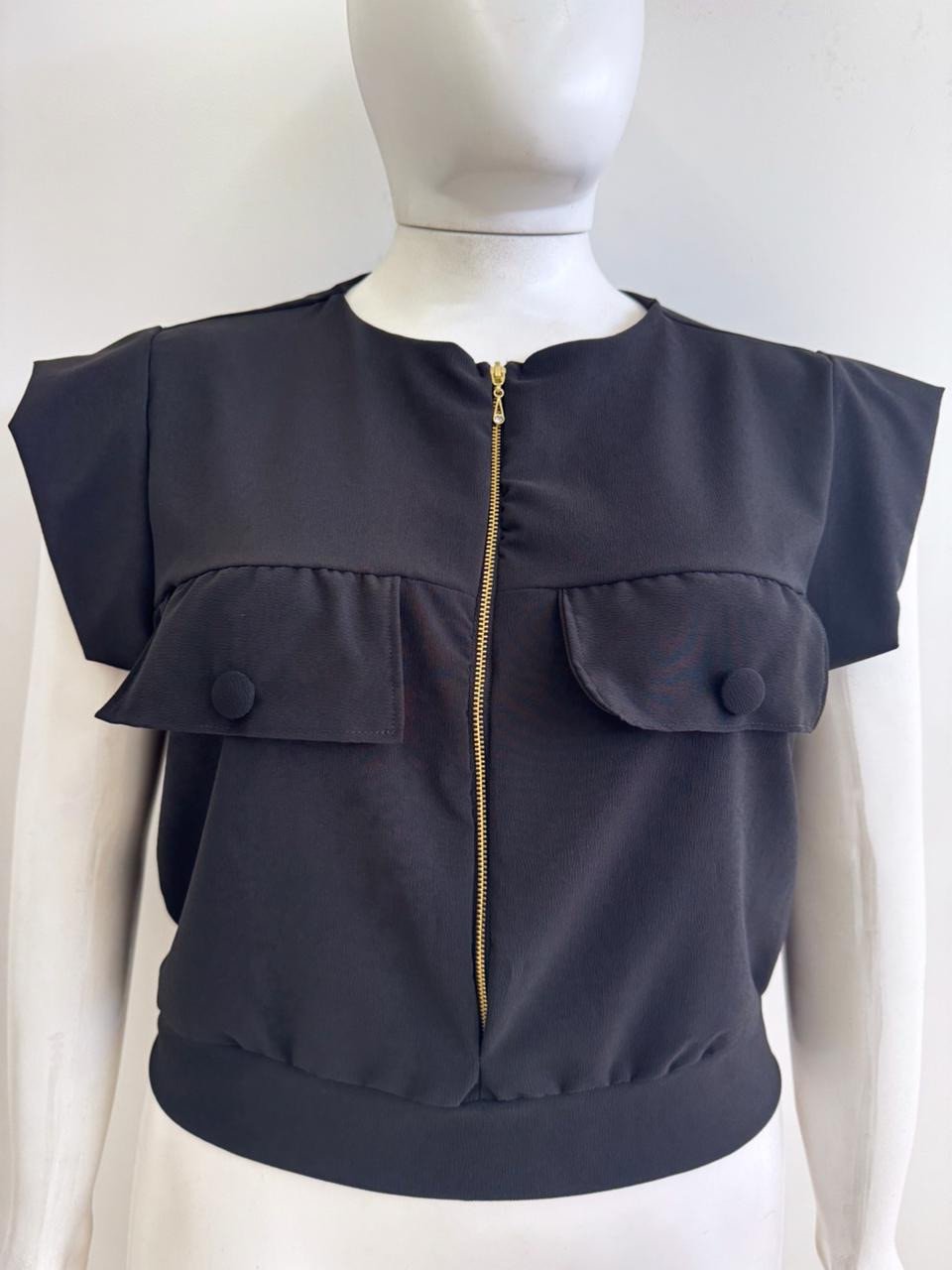 Crooped com zíper ref 2030