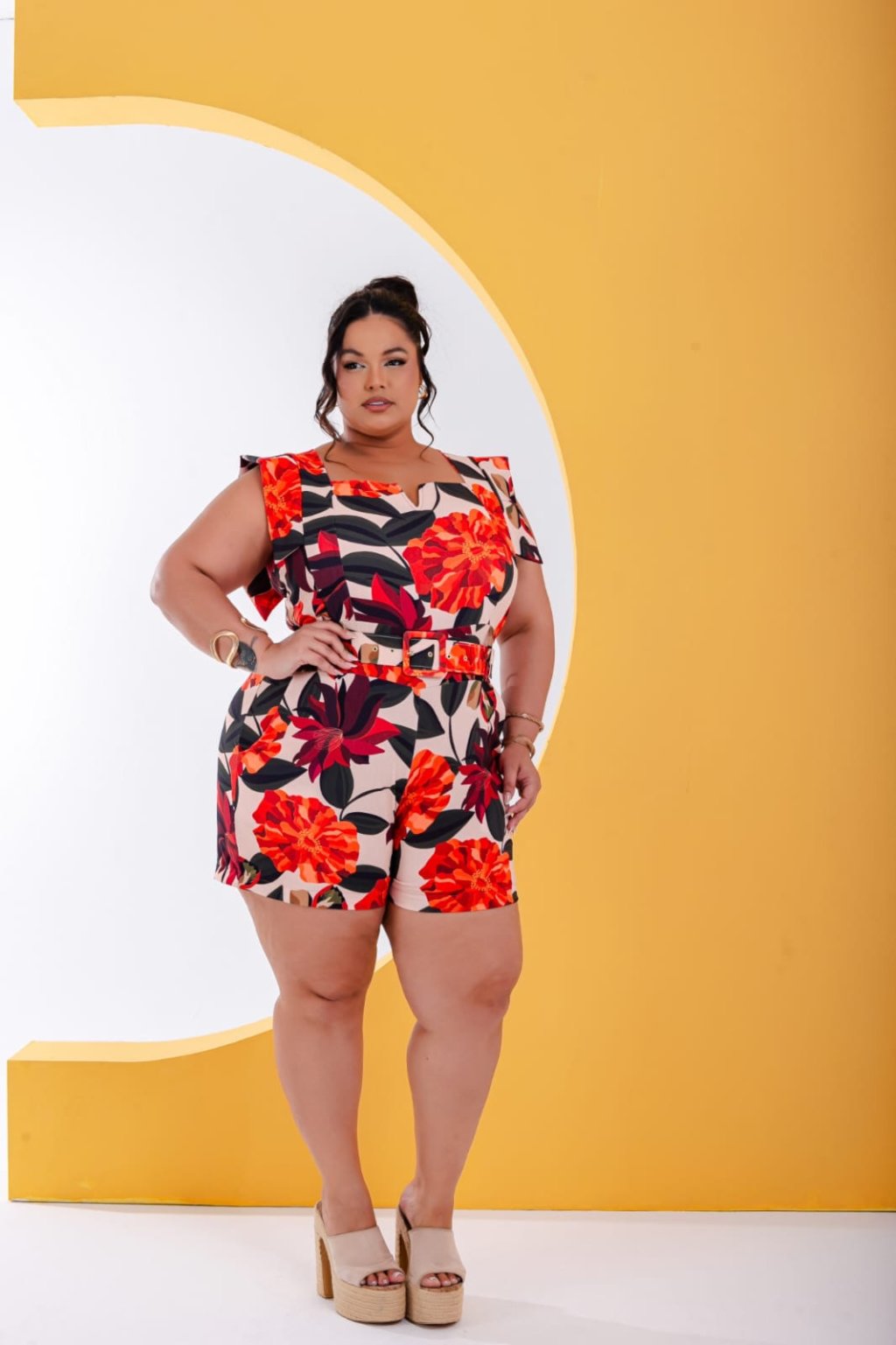 Macaquinho em V + cinto Ref:1736