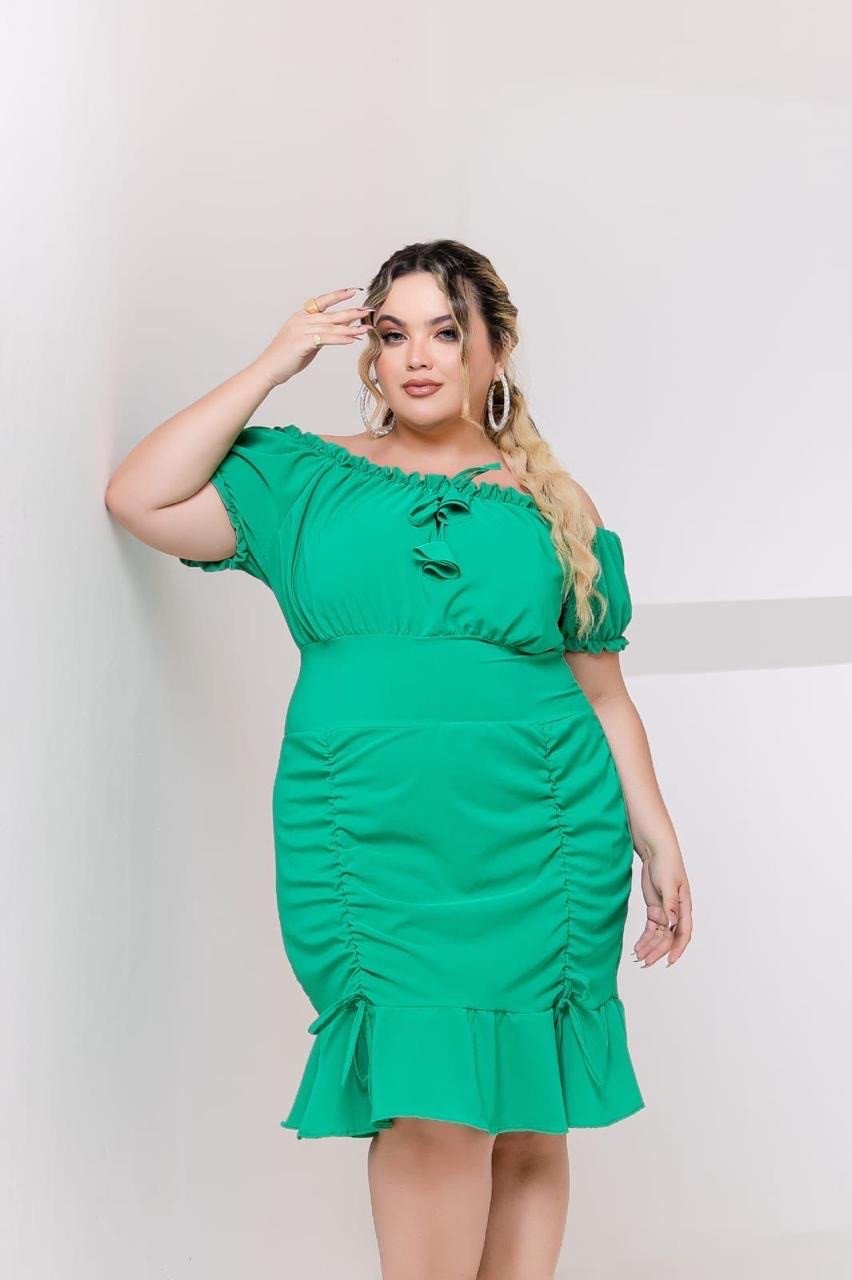 Vestido babadinho puxado. Ref: 396