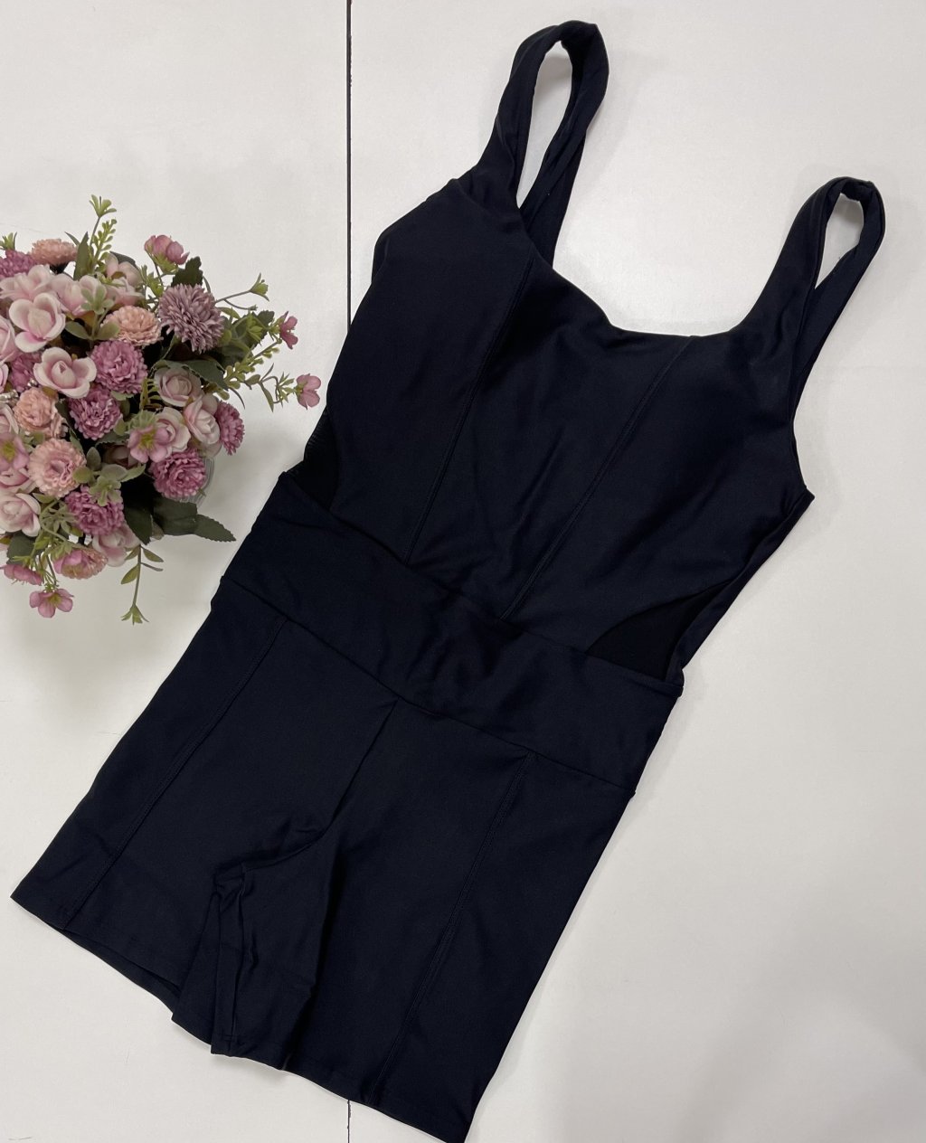 Macaquinho body for sure 