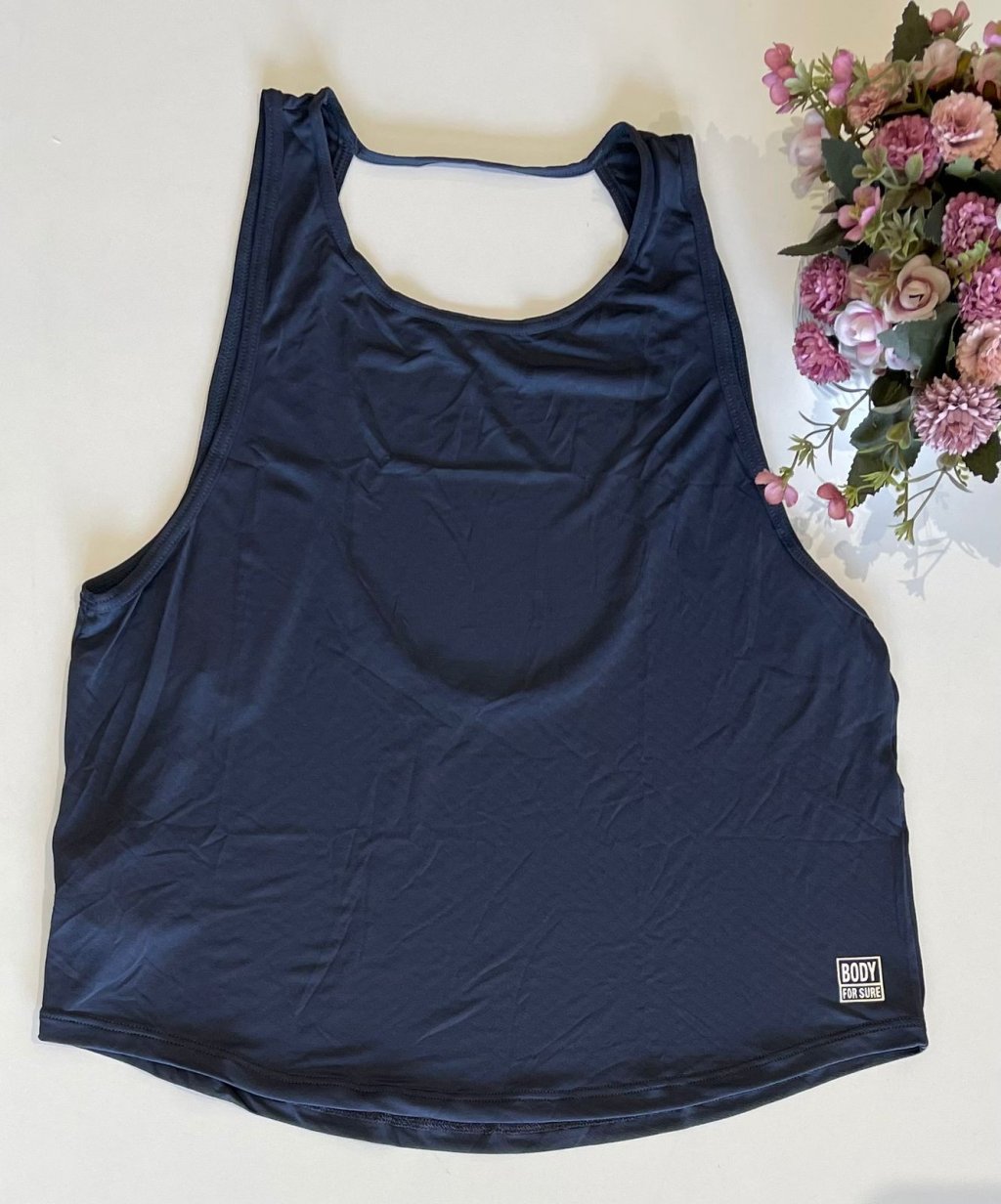 Cropped body for sure 