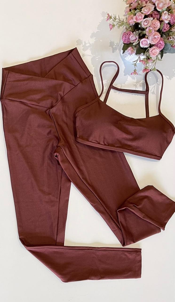 Conjunto Vestem