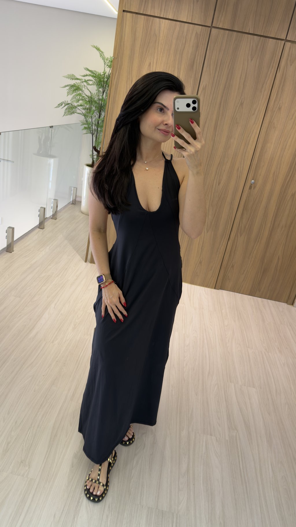 Vestido garota dourada 