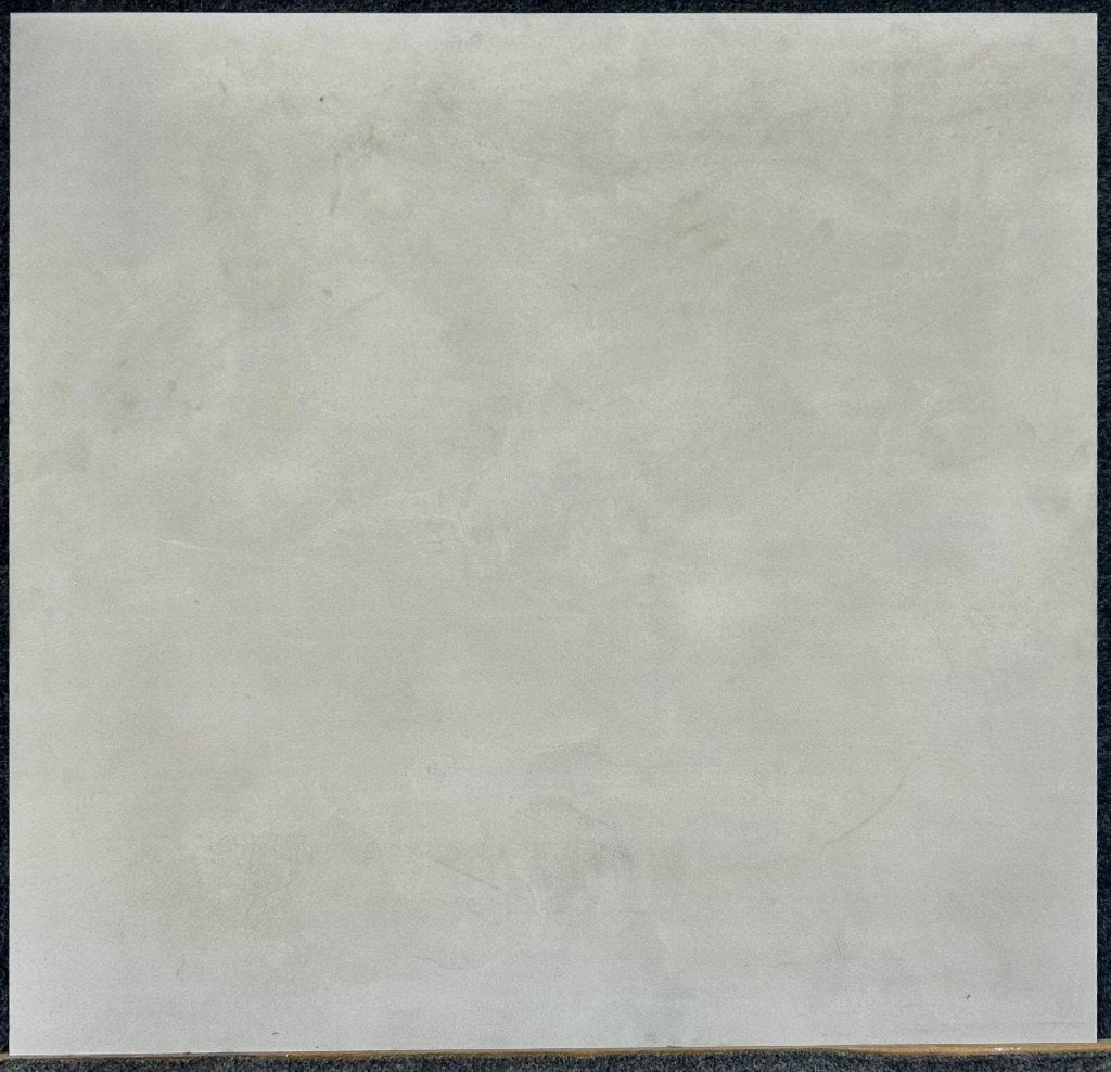 **PONTA DE ESTOQUE** (50,40M2) Porcelanato Barcelona Plata (out) 84x84