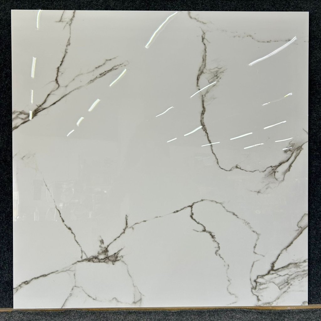 Gran Calacata 82x82