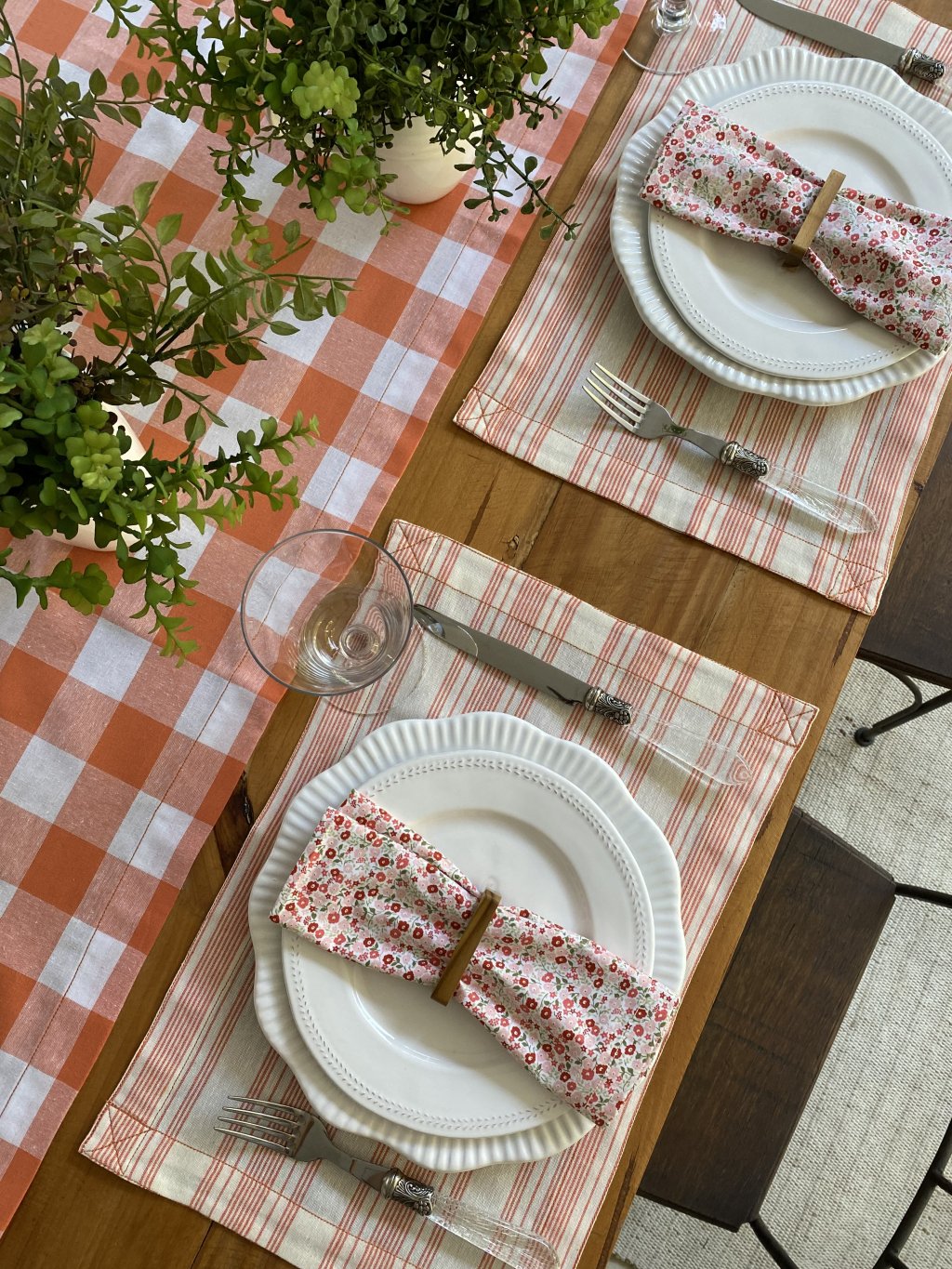 Trilho de mesa Quadriculado 