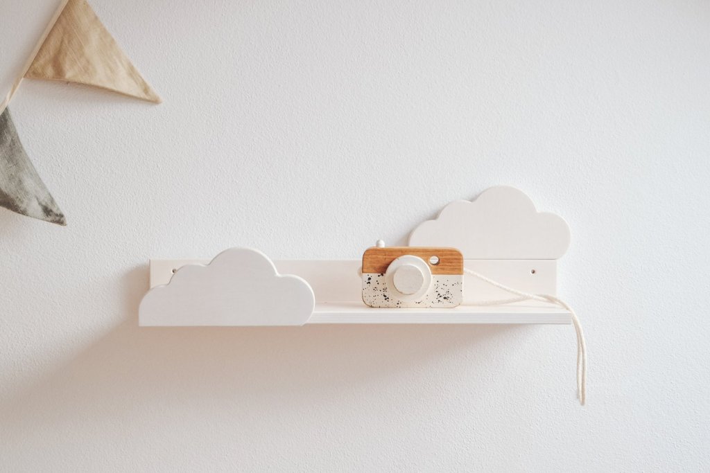 Prateleira de Nuvens Branco, Madeira