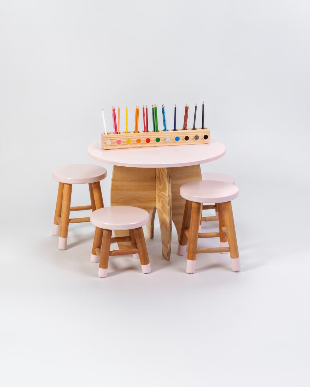 Mesa De Ativid Com 4 Banquinhos + Porta Lápis De Colorir