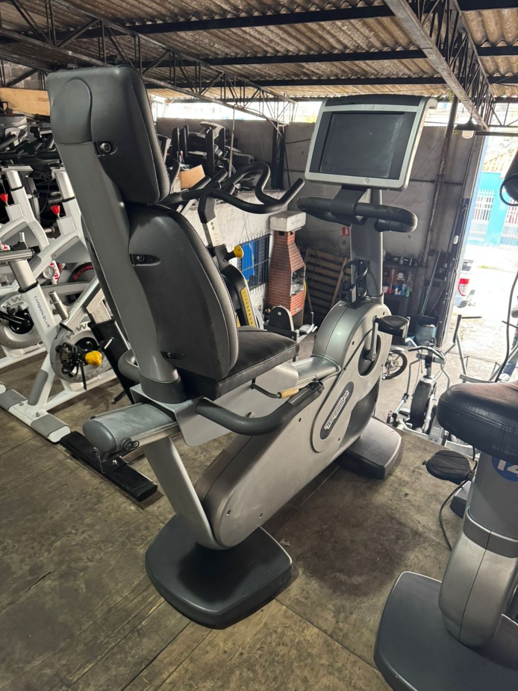 BIKE HORIZONTAL TECHOGYM