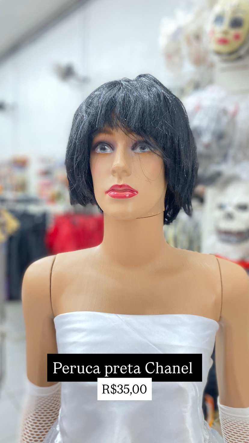 Peruca preta Chanel