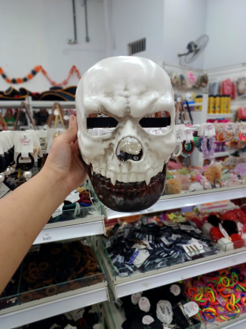 Máscara Caveira com movimento