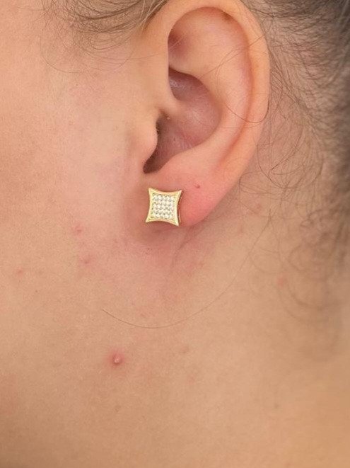 Brinco Quadrado Cravejado