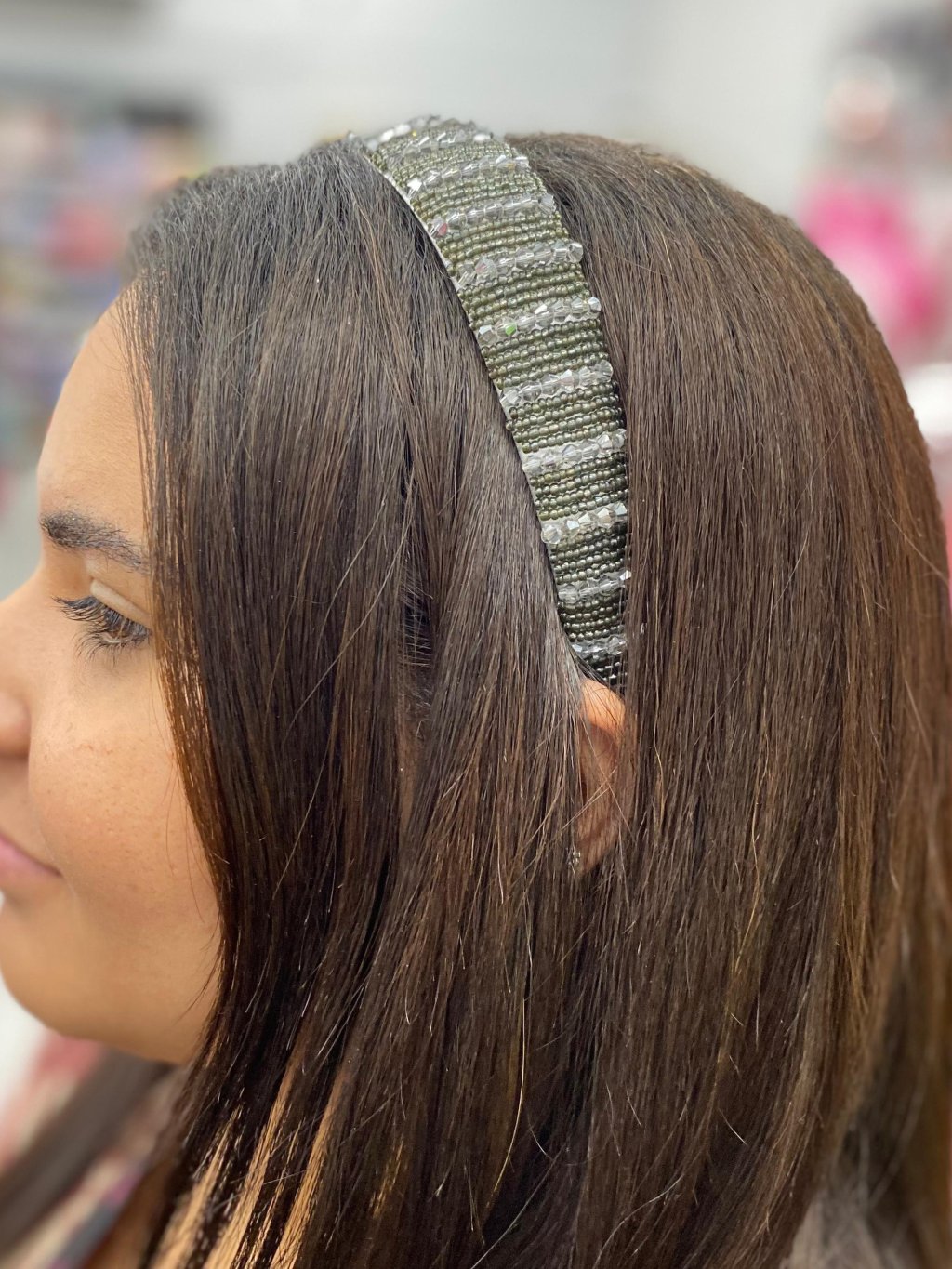 Tiara Cinza com detalhes de pedrinha