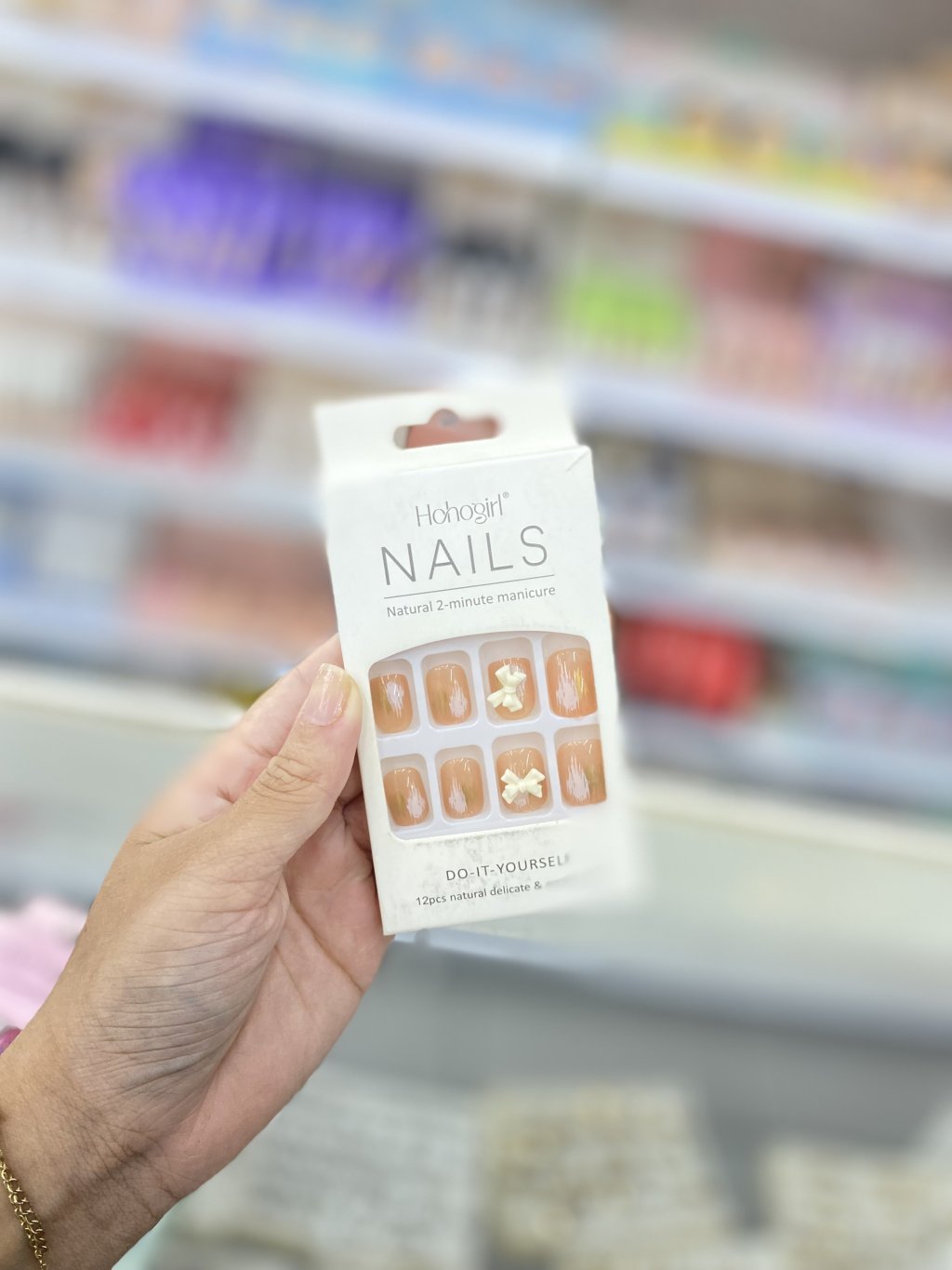 Unha postiça realista 