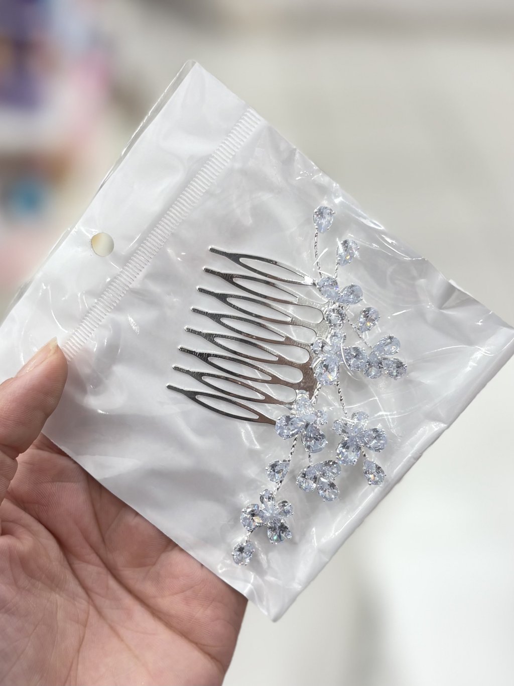 Enfeites de cabelo strass p