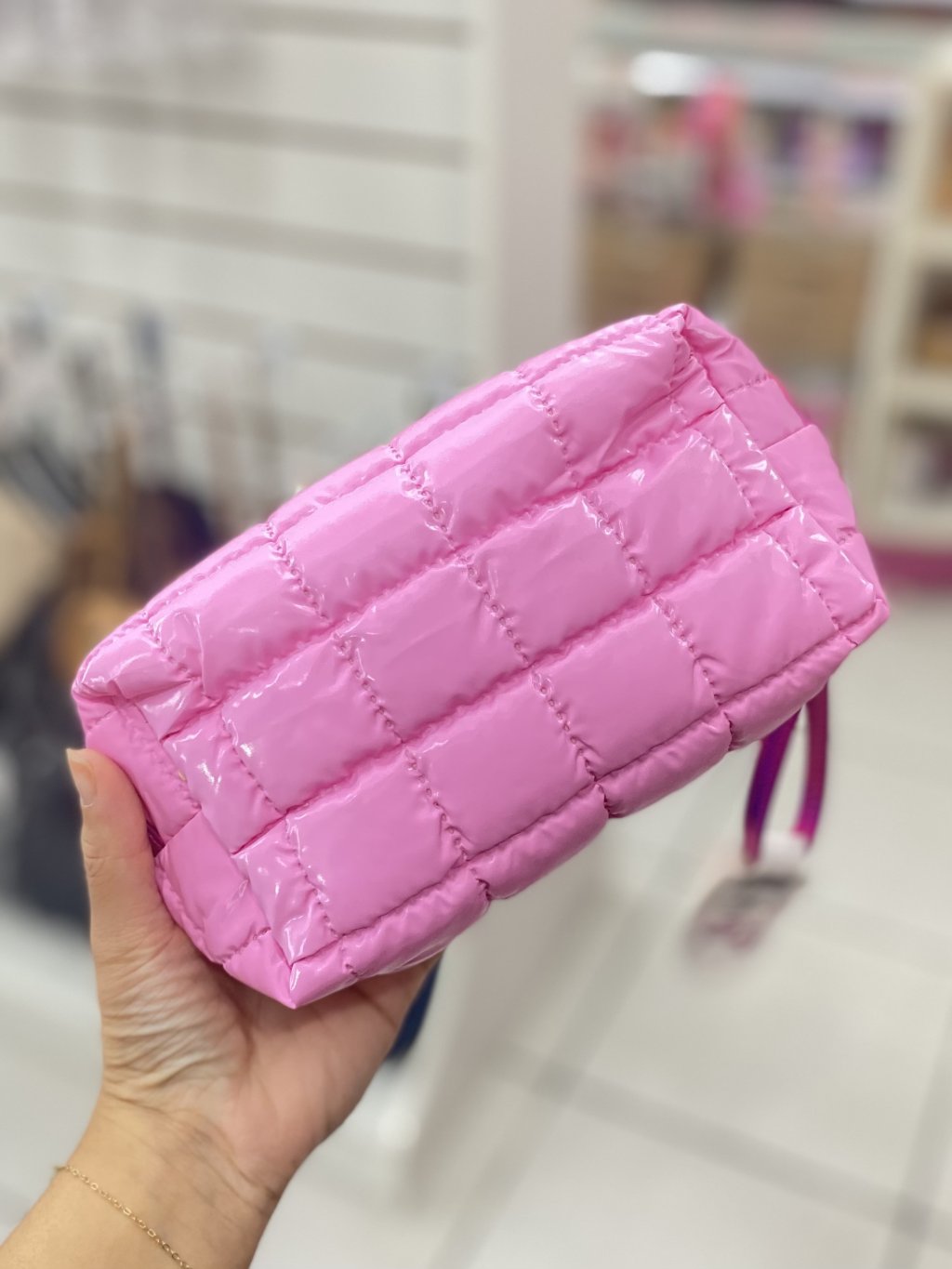 Necesser rosa brilhosa