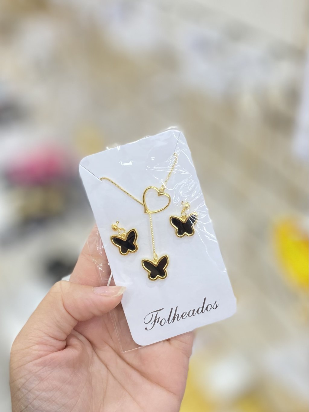 Conjunto folheado borboleta e coração 