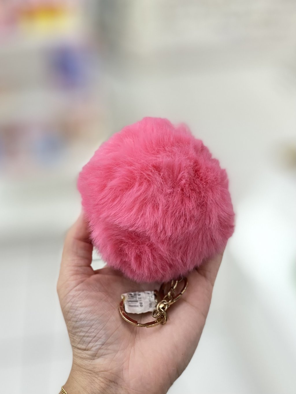 Chaveiro Pompom rosa grande 