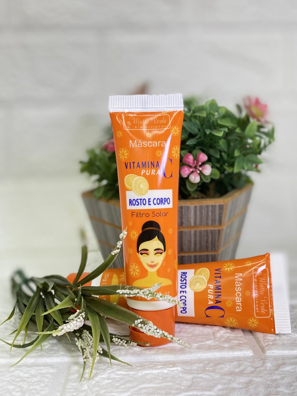 Máscara Facial de Vitamina C Pura + Filtro Solar
